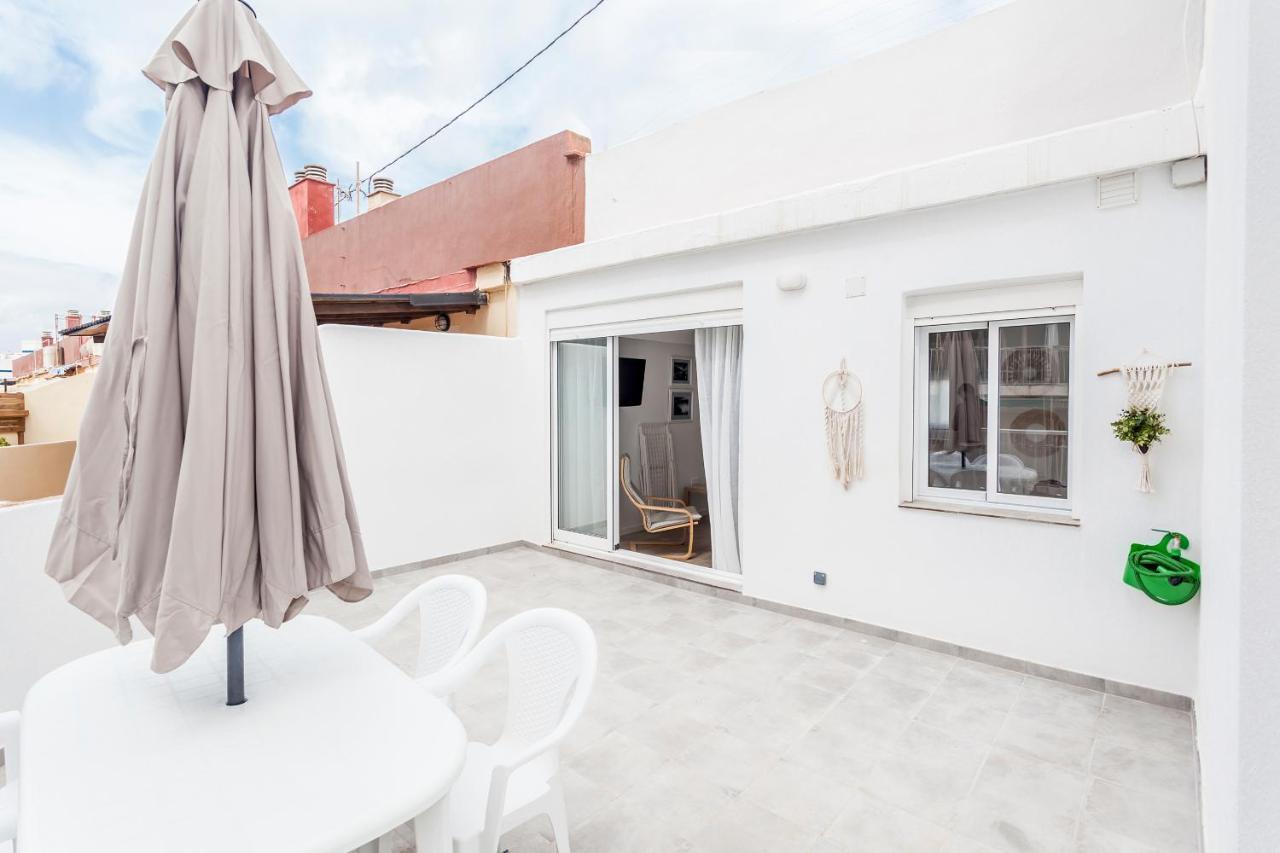 Atico Con Espectacular Terraza Y Vistas Al Mar Apartment Perello  Bagian luar foto